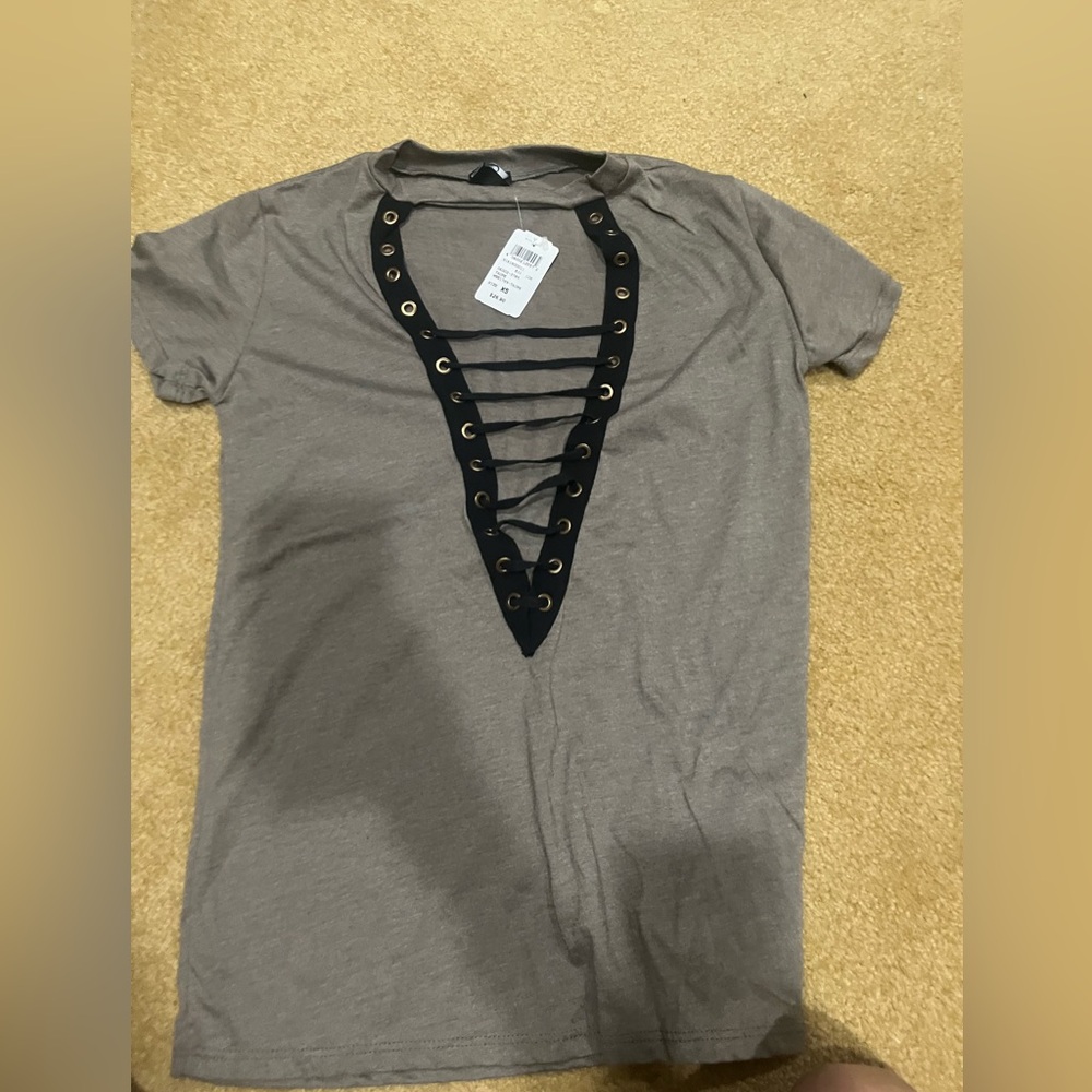 Low cut tee